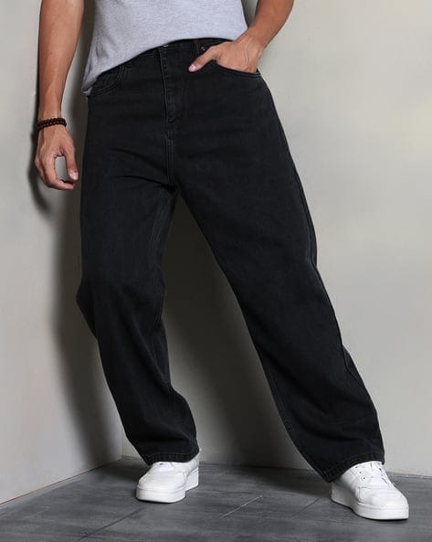 Stretchable Z black straight fit jeans