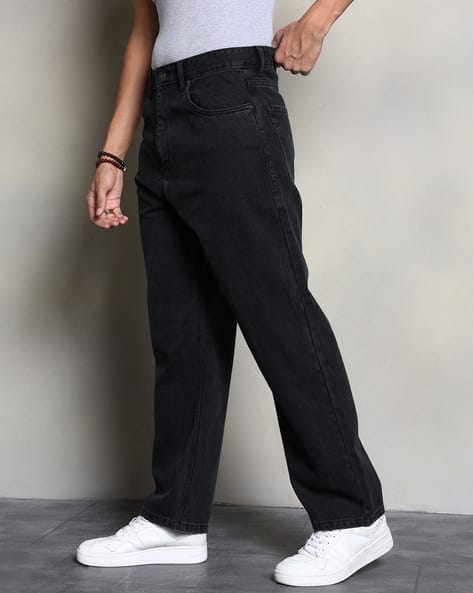 Stretchable Z black straight fit jeans